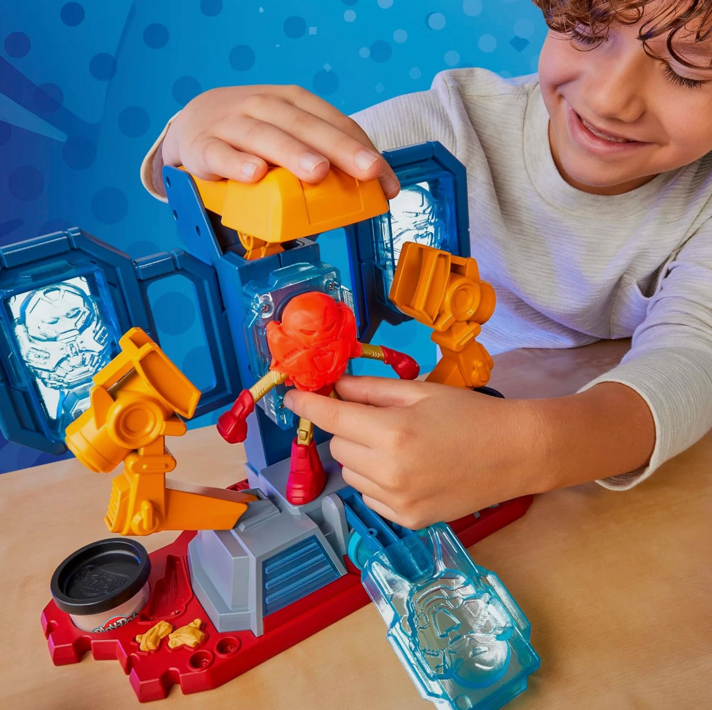 Play-Doh Marvel Iron Man Armor Maker Lab Playset with Lights and Sounds